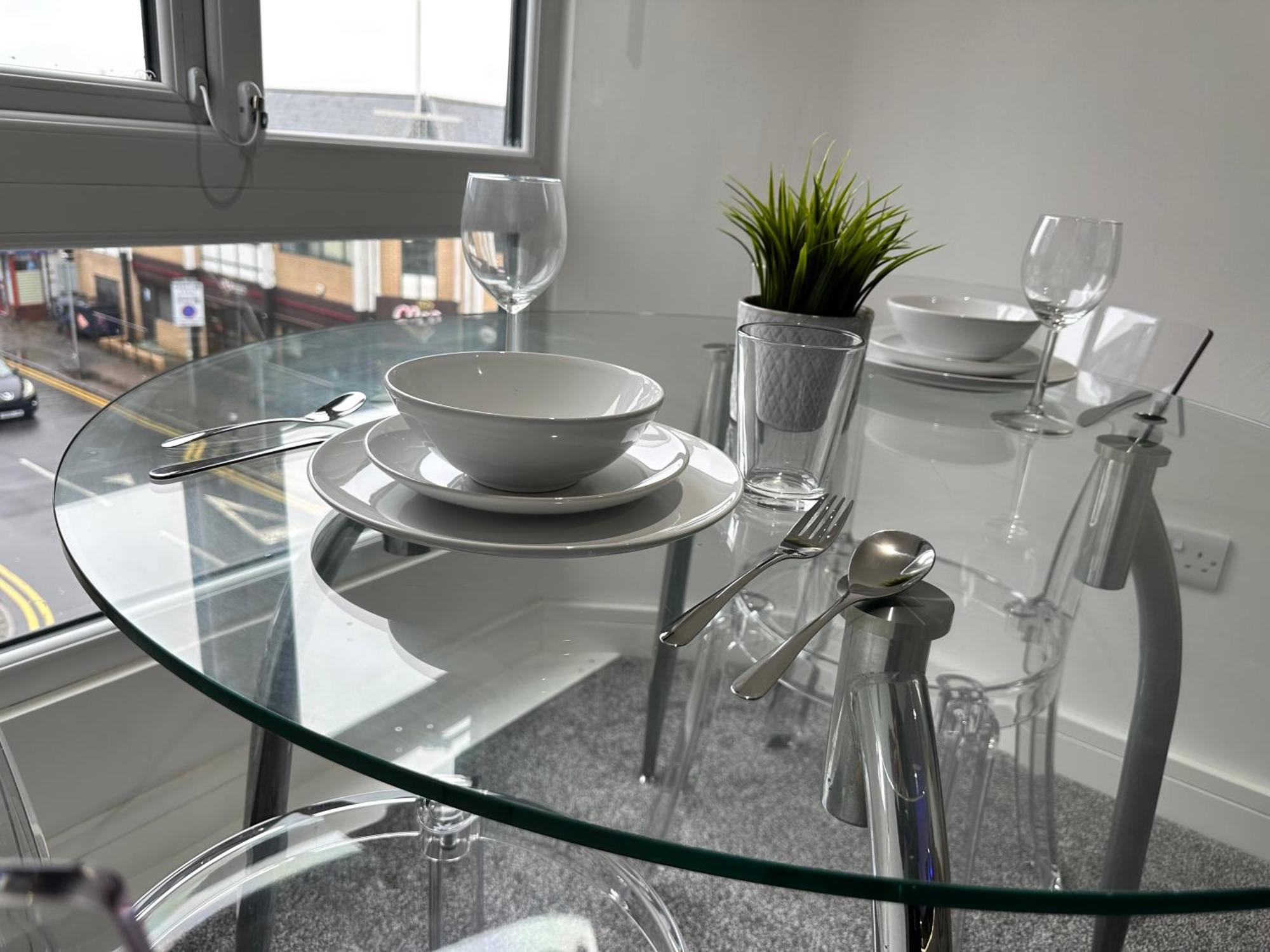 Vibrant Apartments Close To City Centre Кардифф Экстерьер фото